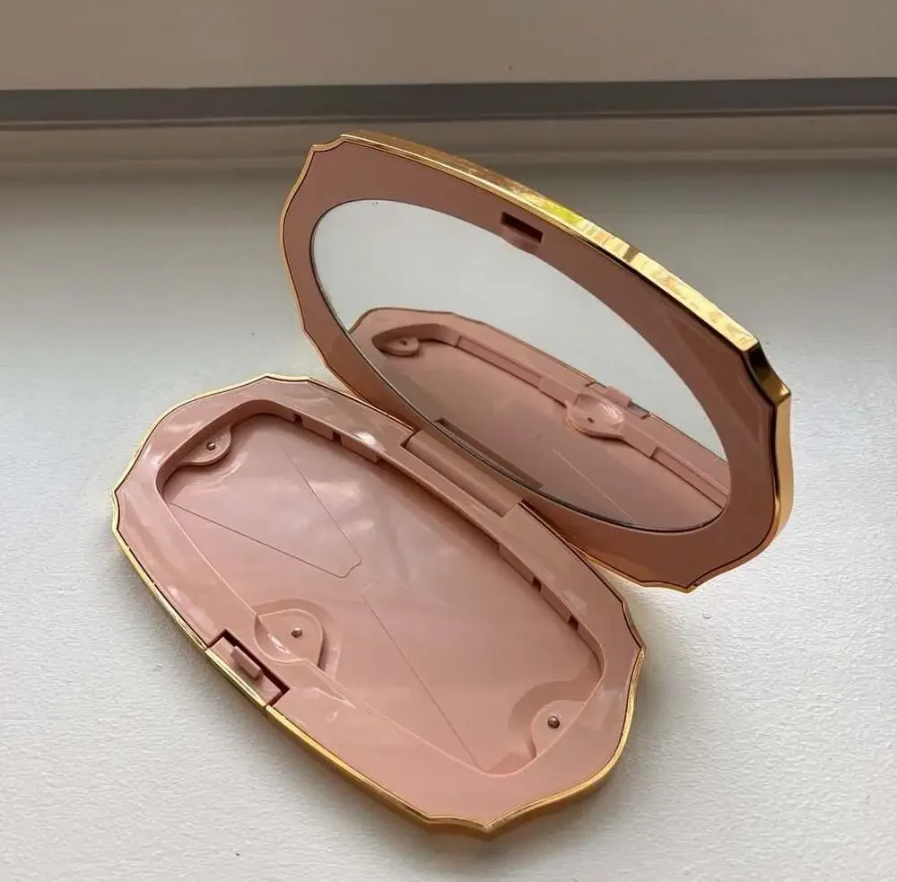 Gucci Beauté Des Yeux Gorgeous Flora Eyeshadow Palette Case (Empty)